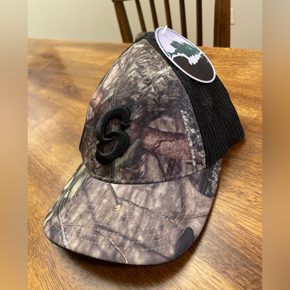 Mossy Oak Hat Cap Deer Camo “S” with NWT